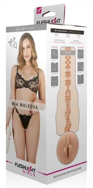 Vagina Masturbator Mia Malkova 2